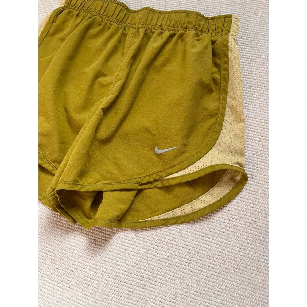 Nike Dri-Fit Tempo Running Shorts in Chartreuse Size XS